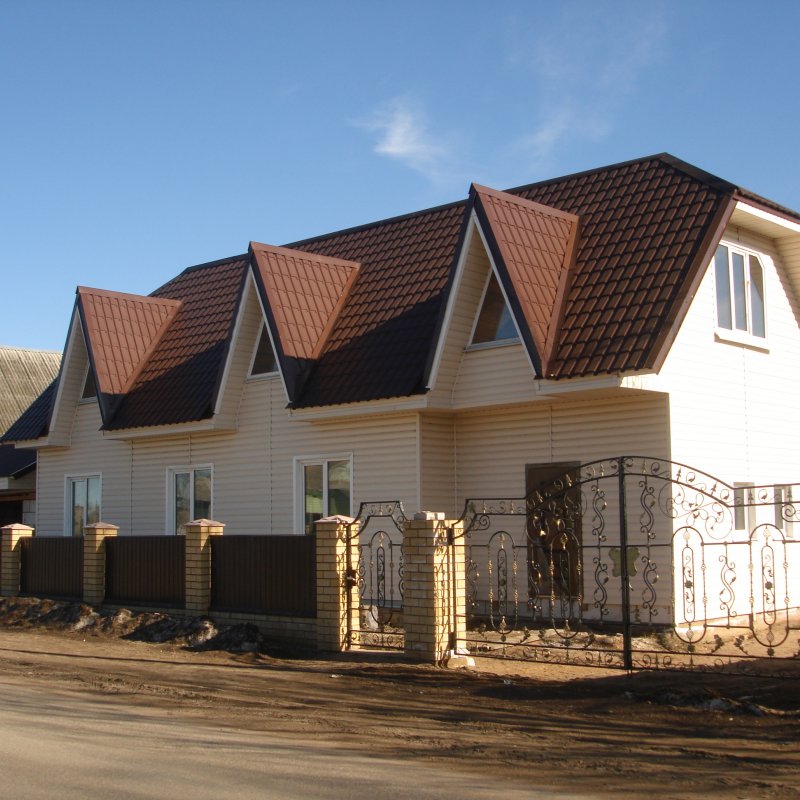 Новый бревенчатый  дом в черте города Западная Двина