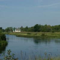 Участок на берегу реки Западная Двина